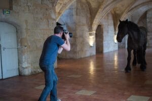 chateau-royal-cognac-coulisse-force-tranquille-angelique-grip-photographe-cognac-