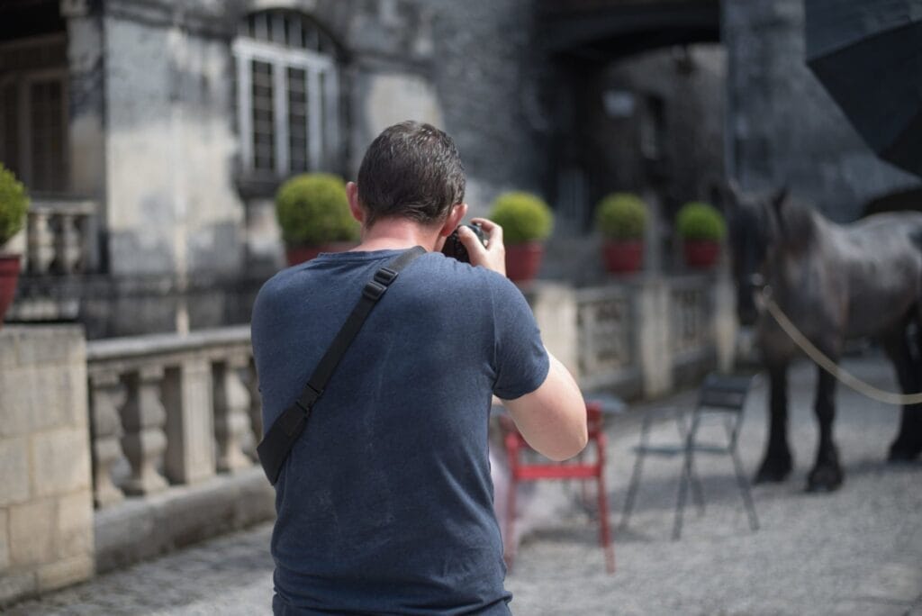 chateau-royal-cognac-coulisse-force-tranquille-angelique-grip-photographe-cognac- photographie équestre -